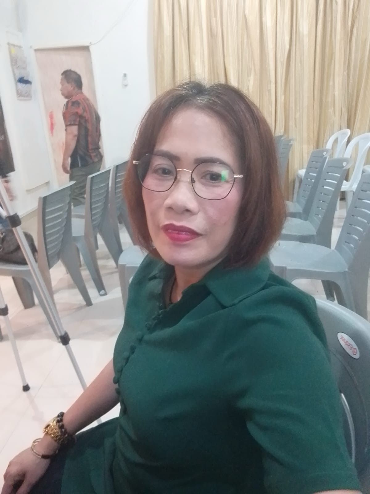 Find a nanny and maid in qatar live in live out part time and full